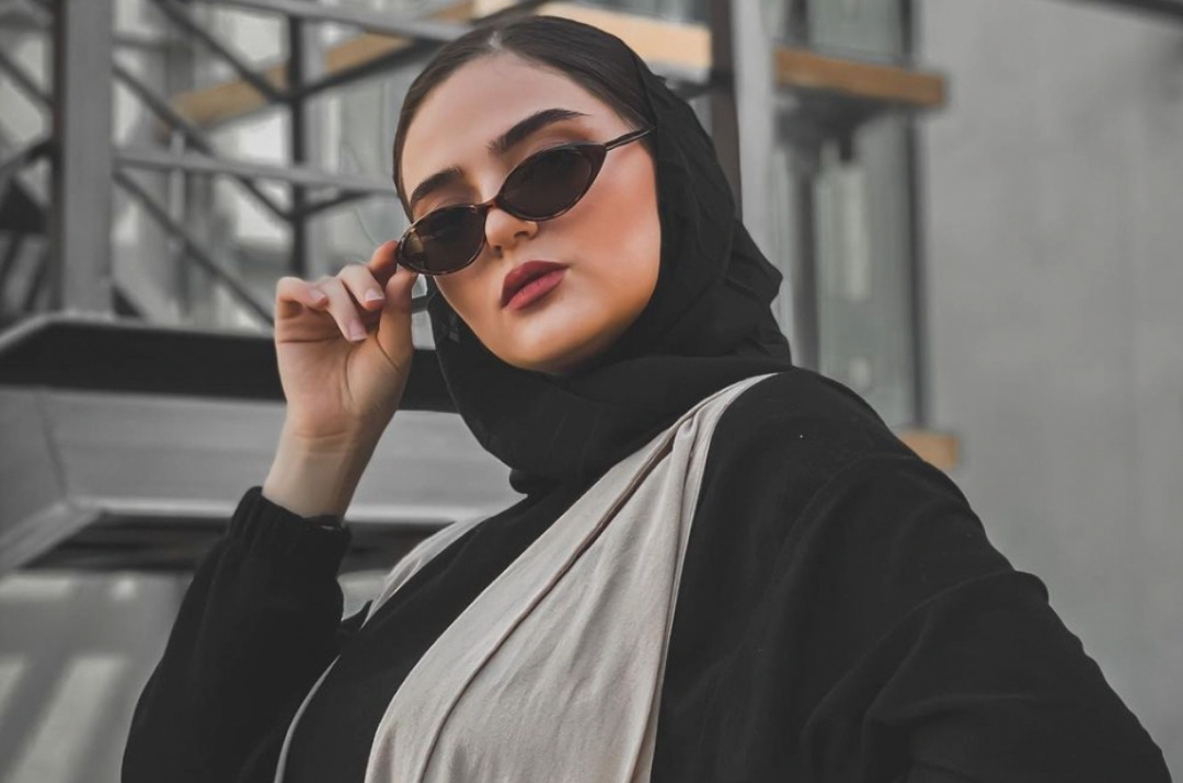 Pretty Persian lady