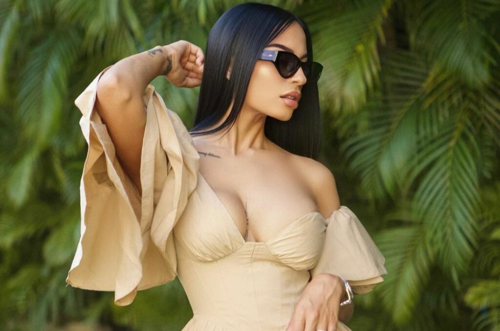 Latin America girlfriend