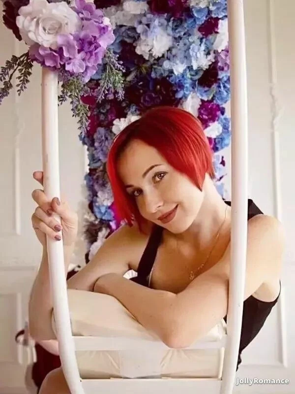 Irina, 39