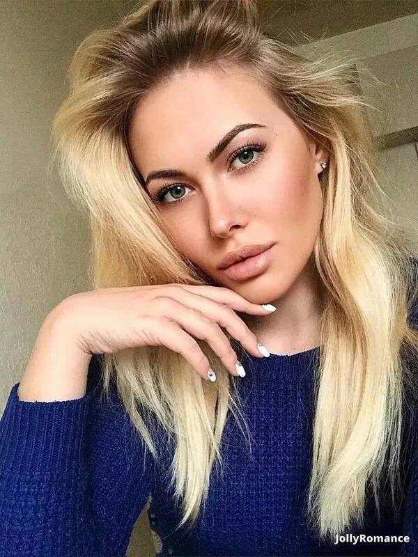 Marina, 24