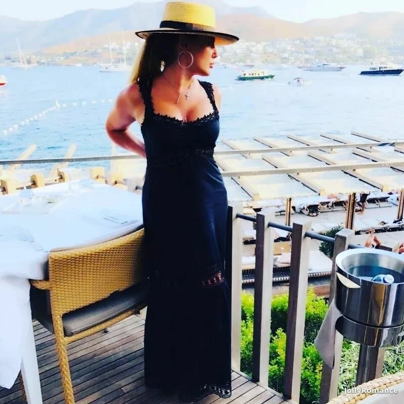 Anastasiia, 40