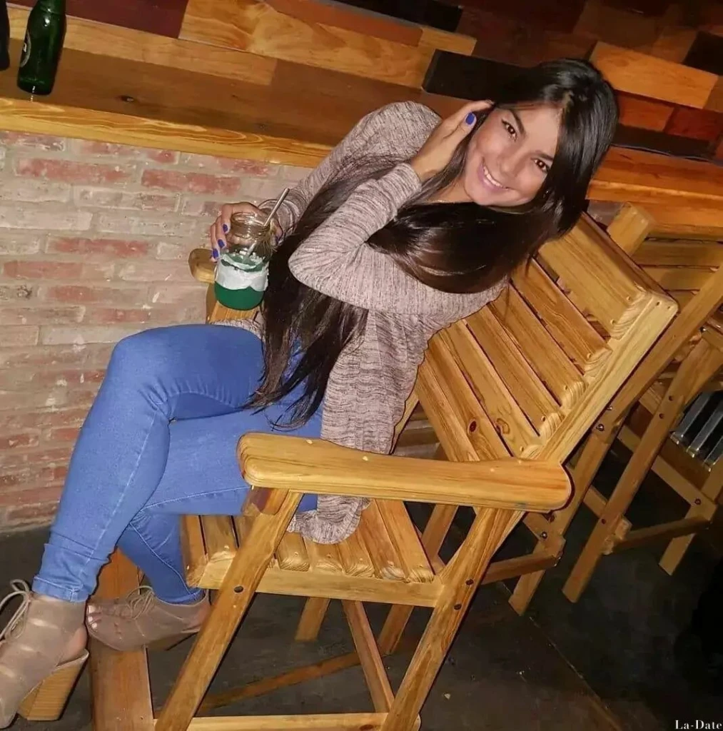Mariangela, 18